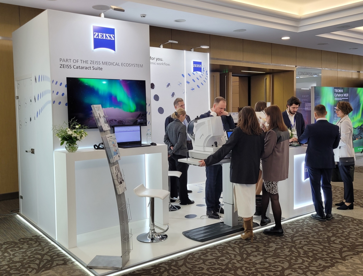 ZEISS - изготовление выставочных стендов в Самаре и Новосибирске