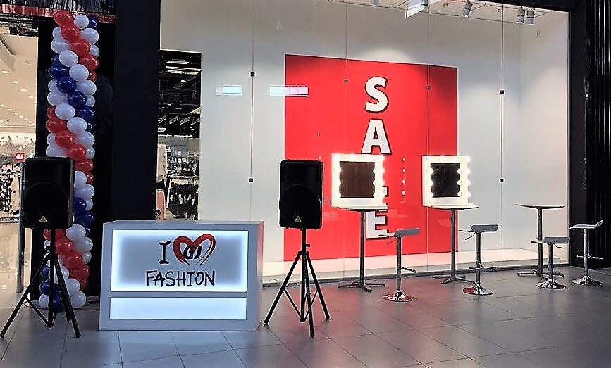 Fashion - изготовление выставочных стендов в Самаре и Новосибирске