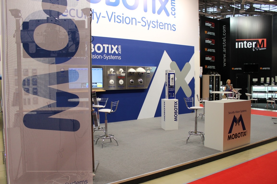 Mobotix - изготовление выставочных стендов в Самаре и Новосибирске